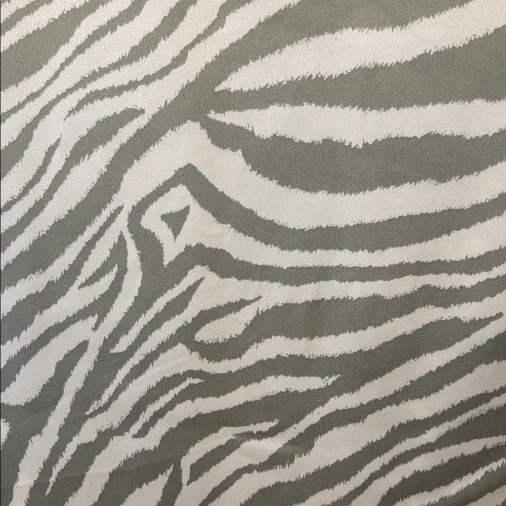 Rachel Zoe Sage Green and White Zebra Print Shirt - Picture 4 of 4